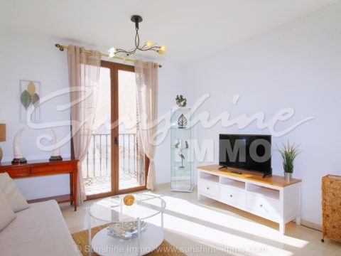 Beautiful apartment completely renovated in the center of Coín with 48 m2 built, 1 bedroom and 1 bathroom.