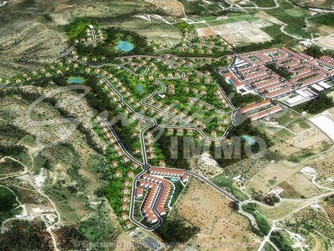 GROSSE INVESTITIONSMÖGLICHKEIT! 34 Grundstücke von insgesamt 227.249 m2 mit einer bebaubaren Fläche von 79.991 m2 in der Urbanisation Las Moretas in Coin, etwa 10 Autominuten vom Stadtzentrum entfernt.